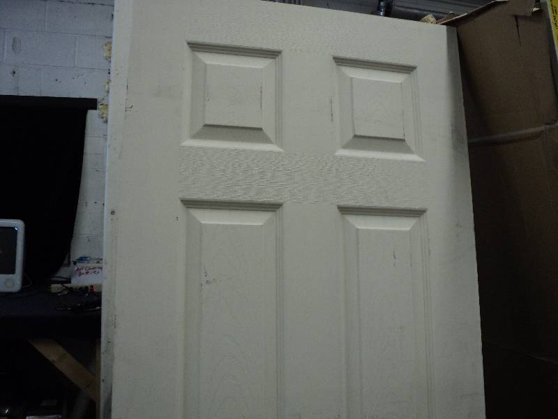 lot 110 image: 28 wide door...