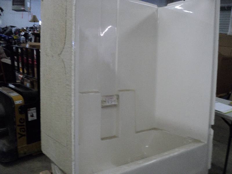 lot 117 image: 60 1 piece smooth wall left drain...