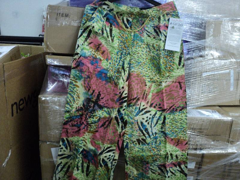 lot 169 image: 5 Ashro slacks - size 14...