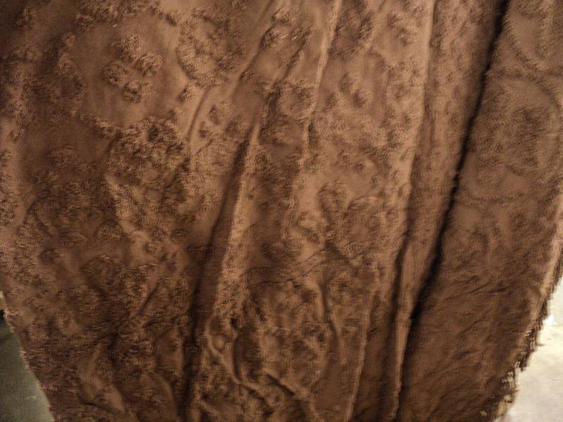 lot 222 image: full size brown chenille bedspread...