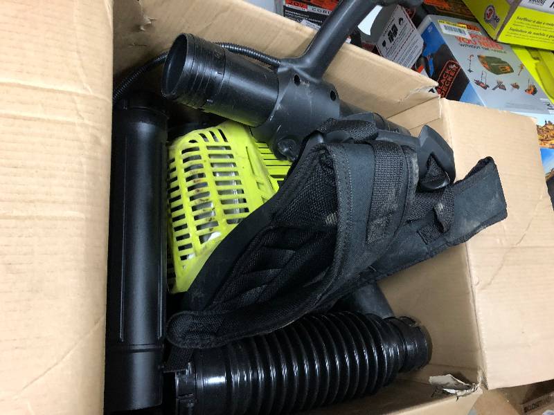 Ryobi  185 MPH 510 CFM Gas Backpack Leaf Blower in good condition