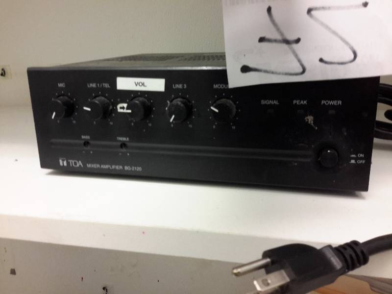 lot 72 image: TOA, Mixer Amplifier.. BG 2120