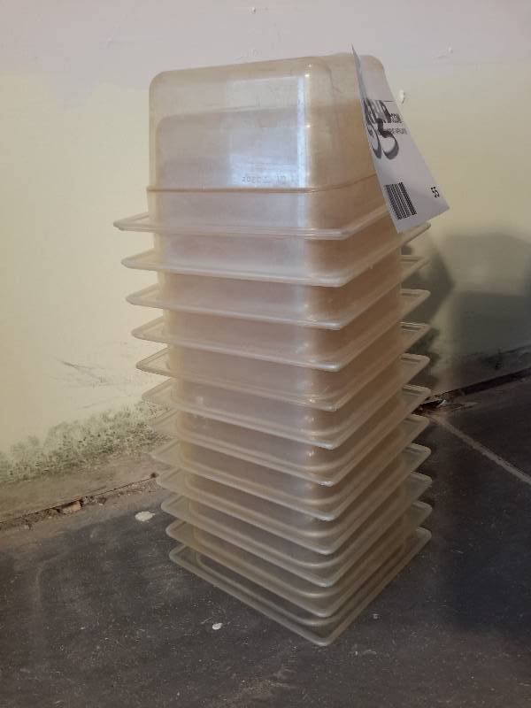 lot 55 image: 12, 1.62Qt Plastic Food Containers, NSF.. 6in x 4in x 4in