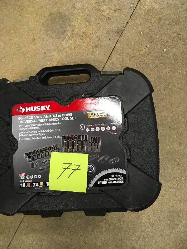 Husky 38 in. Drive 100-Postion Universal SAE and Metric Mechanics Tool Set (60 Piece) not used