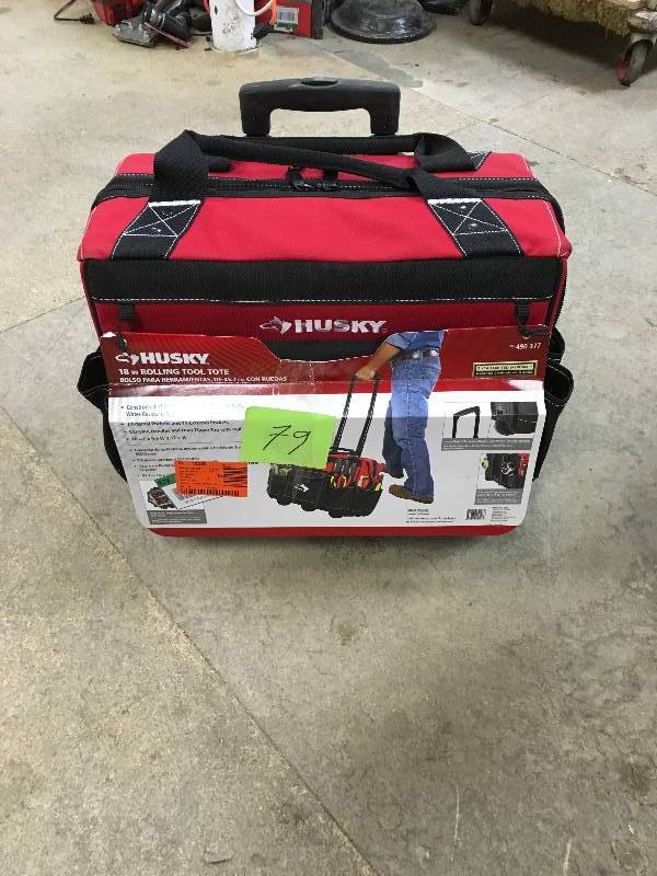 Husky 18 in. Rolling Tool Tote not used