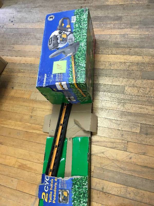 Refurb Ryobi 26-cc 22 in. Gas Hedge Trimmer  open box in like new condition
