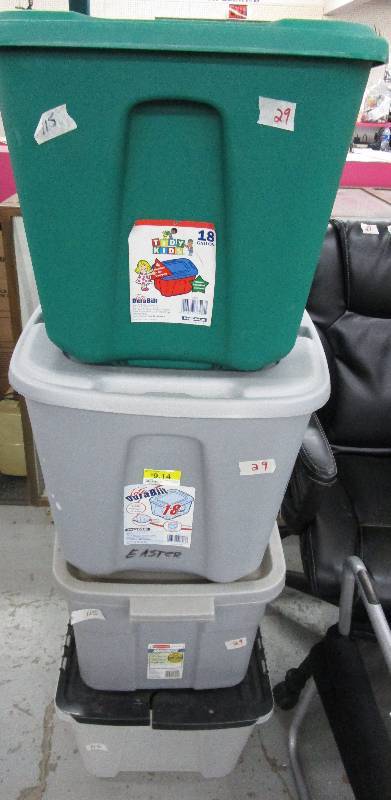 lot 29 image: 4-Tubs 18 gallon