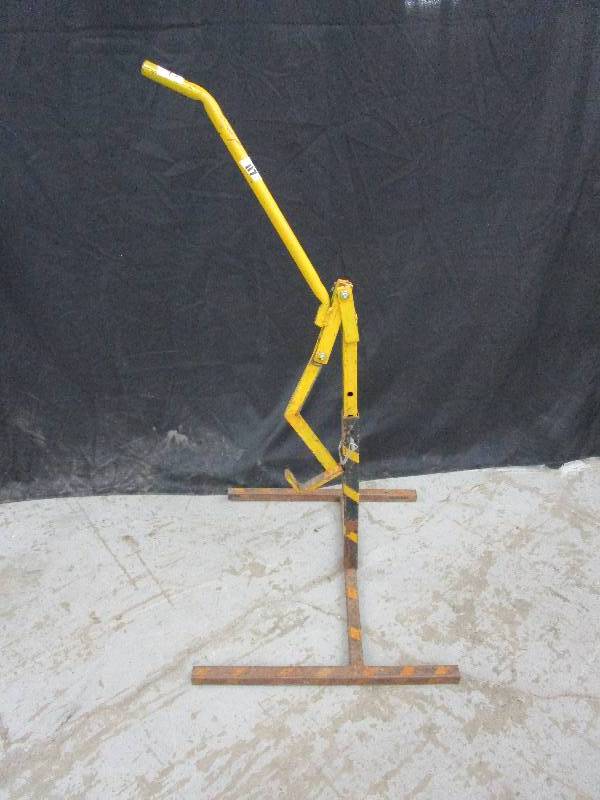 lot 95 image: Adjustable Snowmobile stand