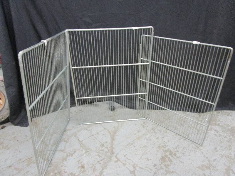 lot 102 image: Old Fridge Shelves (Commercial Size)