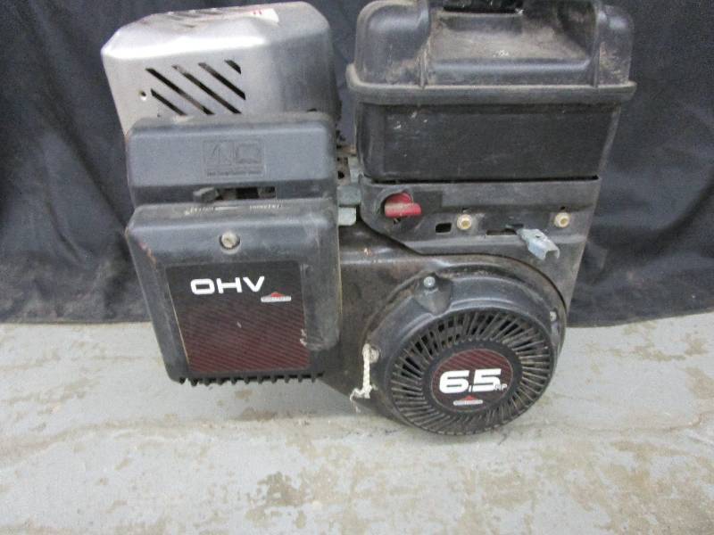 lot 113 image: 6.5 Briggs & Stratton-Horizontal Shaft-Works