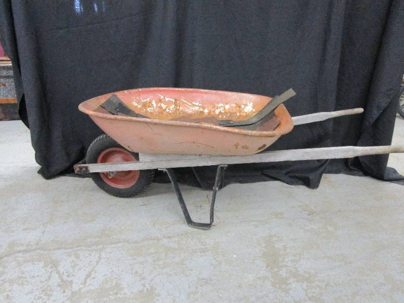 lot 126 image: Wheel Barrow