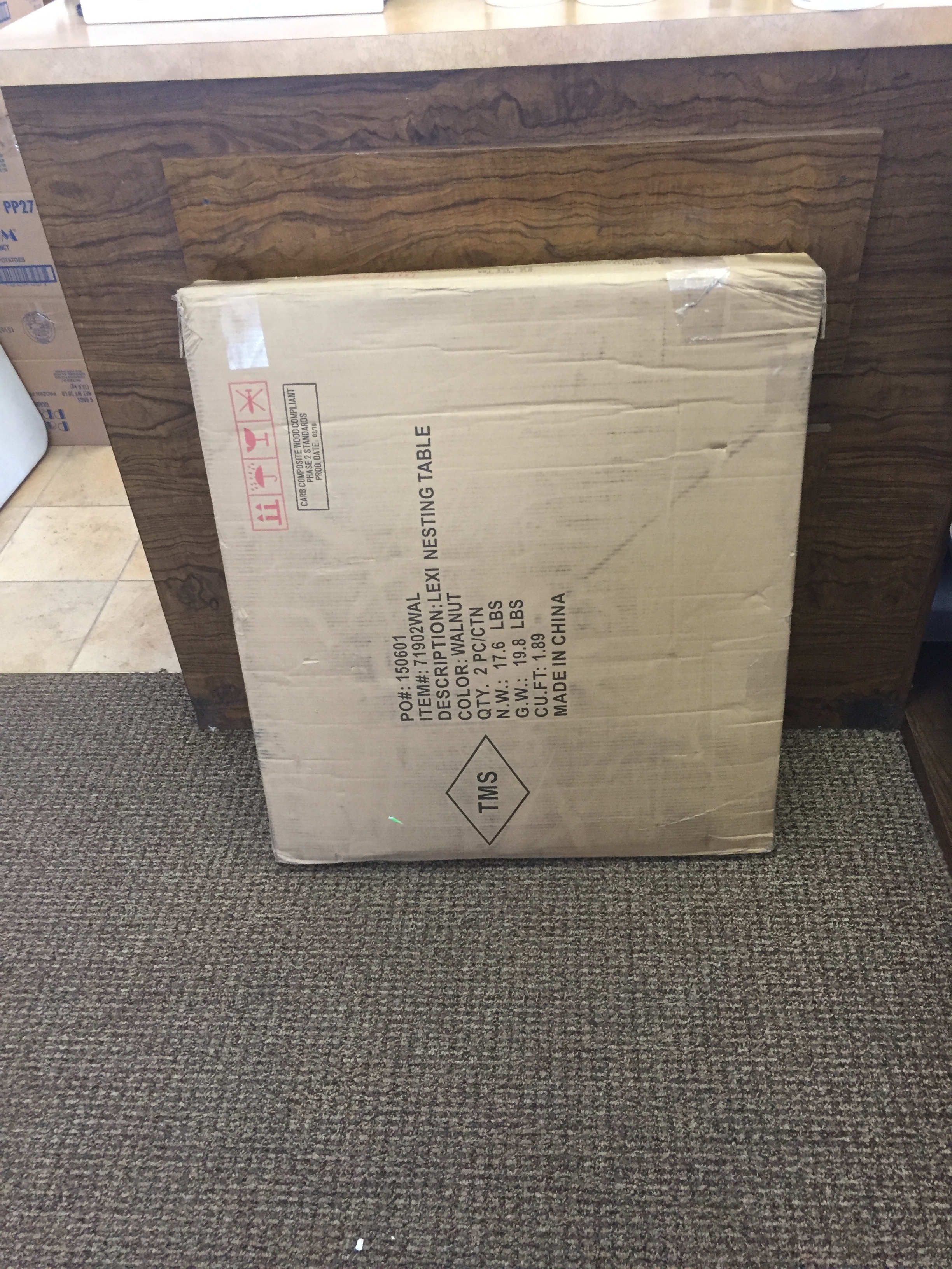 lot 41 image: In box Target Marketing Systems The Lexi Collection Modern Style Living Room Accent Nesting Tables (Set of 2)