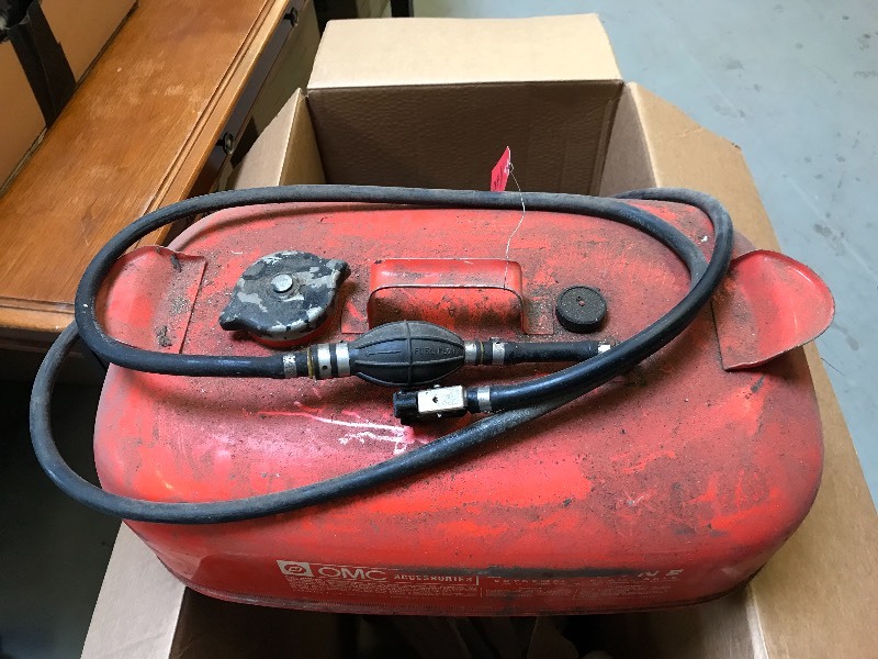 3 GALLON BOAT GASOLINE TANK