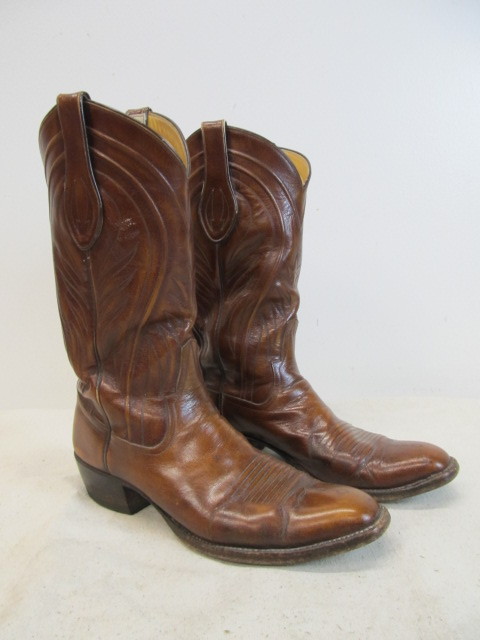 lot 12 image: NICE Vintage Pair of Mercedes Leather Cowboy Boots