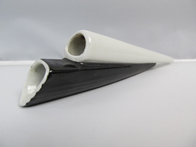 lot 37 image: Rare Vintage Signed Perdhaus Bavaria German Automobile Dashboard Flower Vase