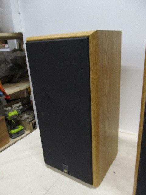 lot 155 image: Working Pair of JBL 2800 Floor Speakers