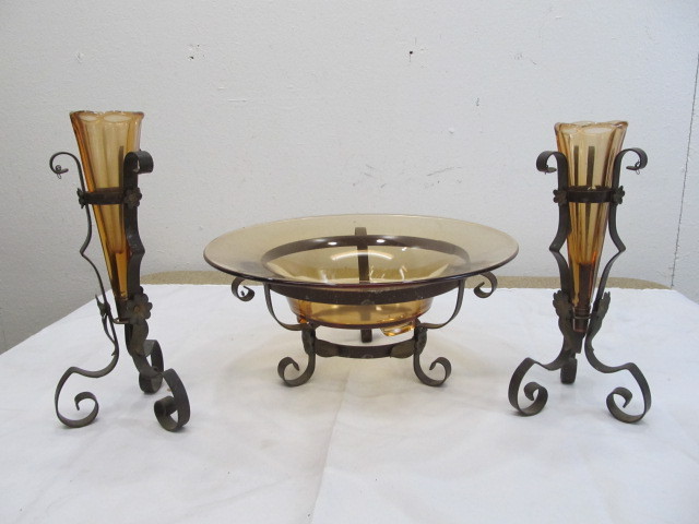 lot 27 image: Vintage Amber Glass Decor Set