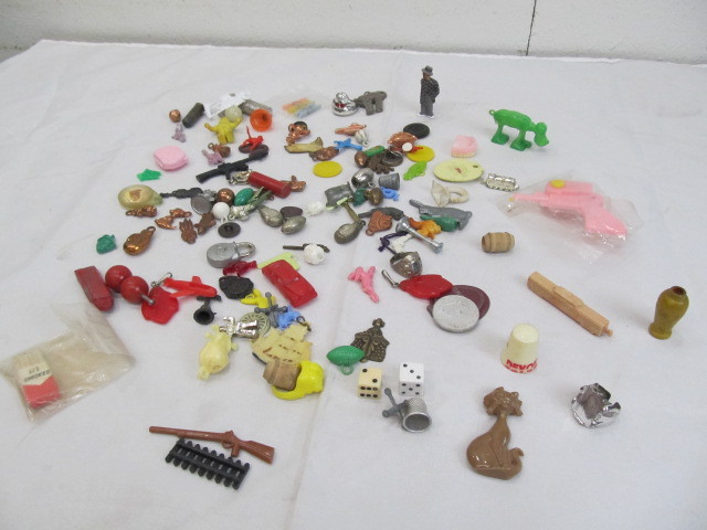 lot 79 image: Large Lot of Vintage Cracker Jack Prizes
