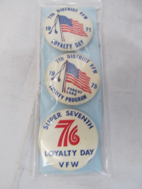 lot 131 image: VFW Loyalty Days Pinbacks 1971, 1975