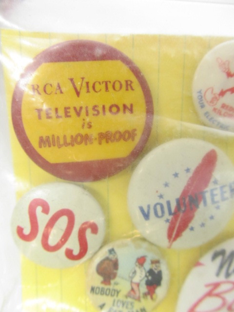 lot 146 image: Lot of Misc Advertising, etc. Pinbacks -Reddy Kilowatt, Volunteer, SOS, etc.
