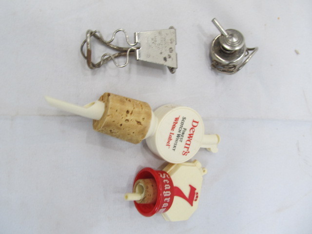 lot 170 image: Lot of Vintage Bottle Pourers