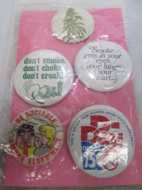 lot 178 image: Lot of Vintage Anti-Smoking Pinbacks