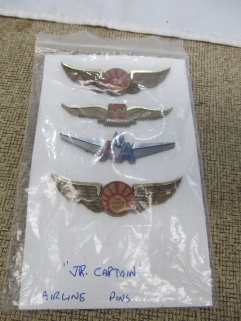 lot 190 image: Group of 4 Junior Captain Airline Wings
