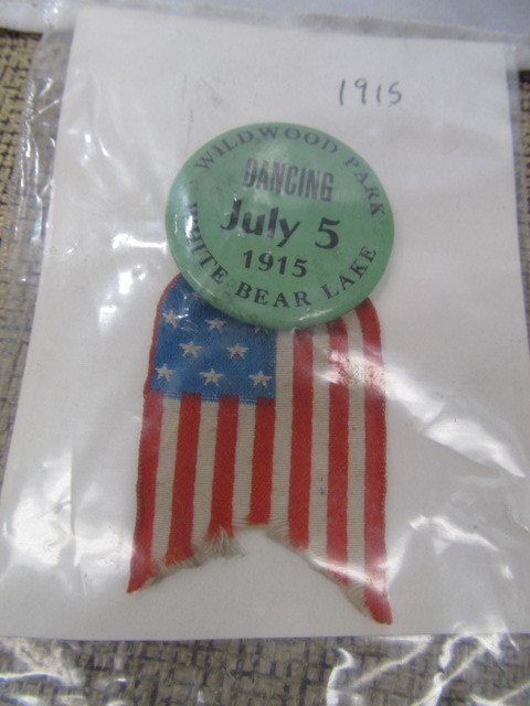 lot 211 image: 1915 White Bear Lake Wildwood Park Dancing Pinback