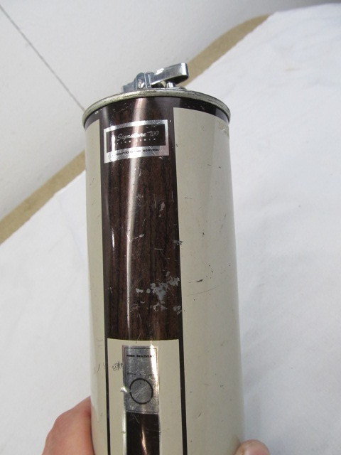 lot 249 image: Vintage Table Lighter