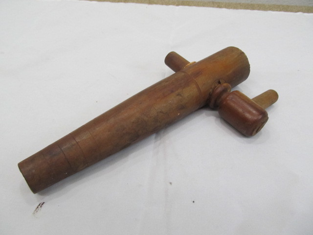 lot 251 image: Wooden Keg Spigot