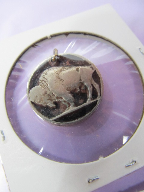 lot 332 image: 1937 Silhouetted Buffalo Nickel Pendant