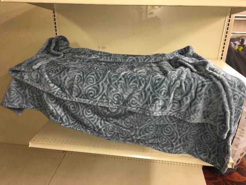 IMPRESSIONS PLUSH THROW, MSRP $9.99