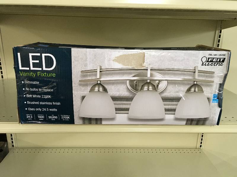 3 LIGHT LED BATH VANITY, MSRP $29.99