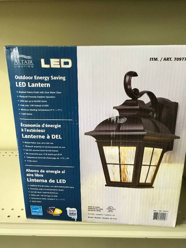 ALTAIR COACH LIGHT F17, MSRP $34.99