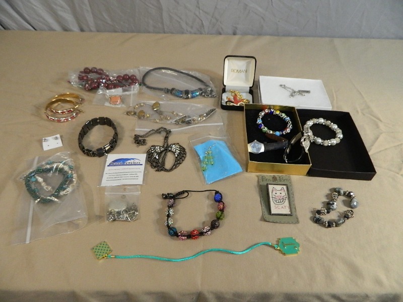 lot 4 image: Estate Jewelry