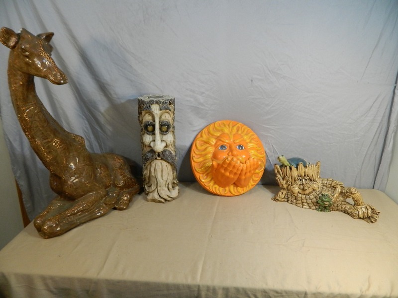 lot 24 image: Garden  Yard Art