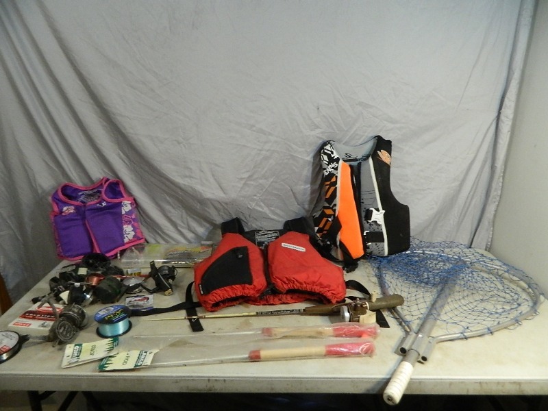 lot 53 image: Fishing Supplies