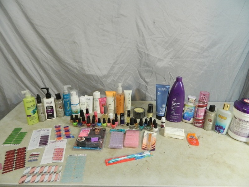 lot 98 image: Personal Products