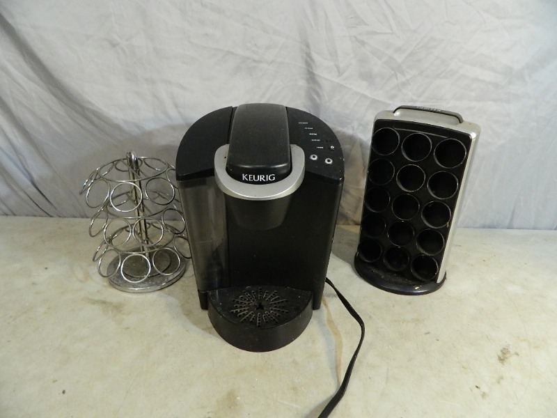 lot 102 image: Kuerig and K Cup Holders