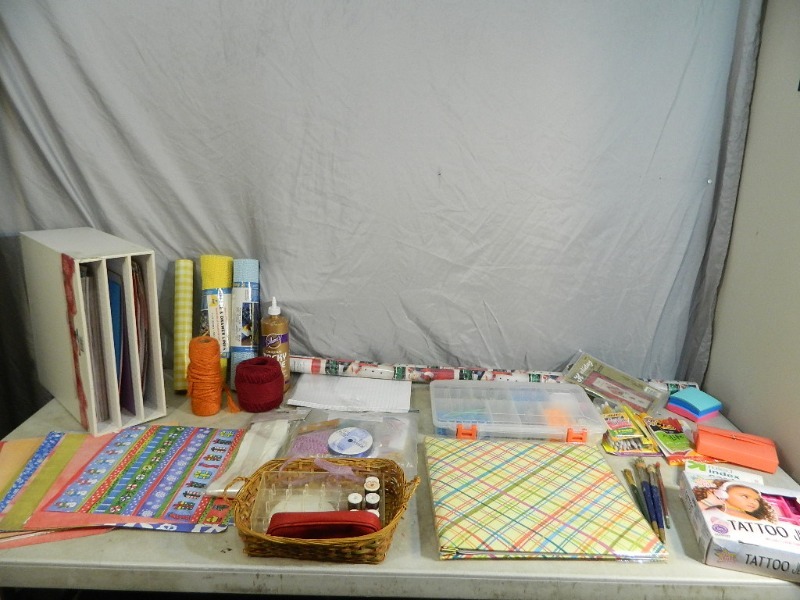 lot 110 image: Craft Items