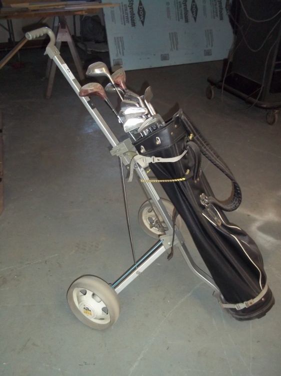 lot 14 image: Golf Clubs with Cart