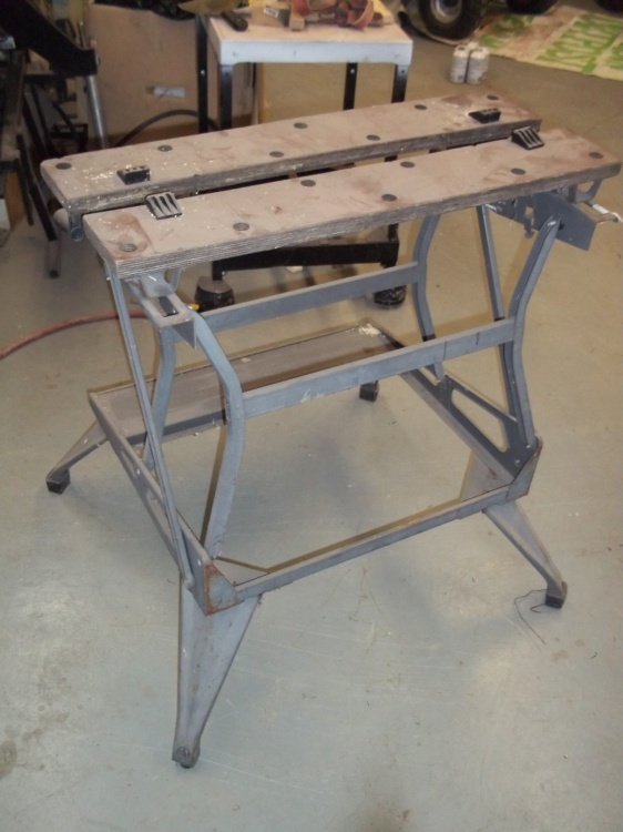 lot 41 image: Work Bench