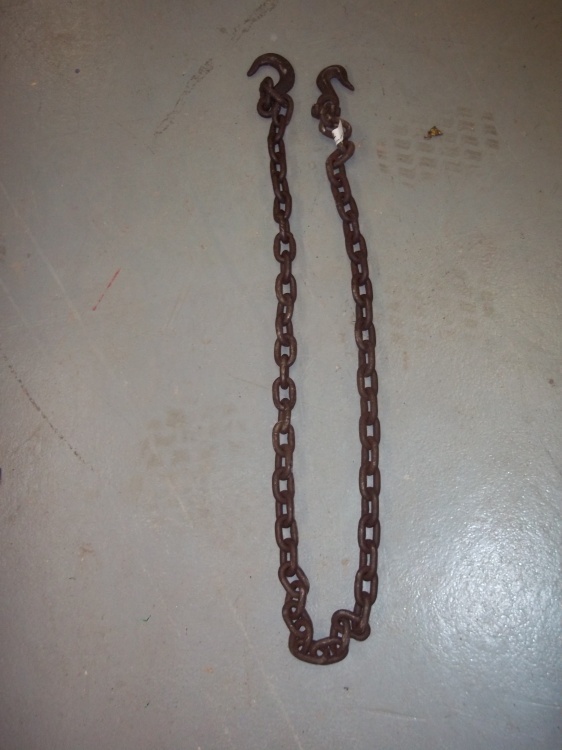 lot 74 image: 6 Log Chain