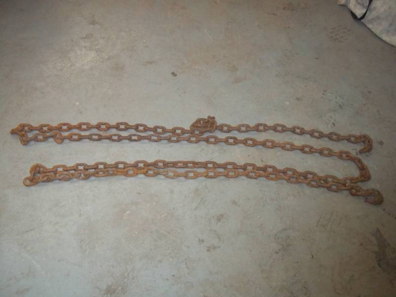 lot 78 image: 16 Log Chain