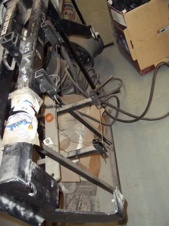 lot 81 image: NOS  Hitch for 86-97 Ford Aerostar