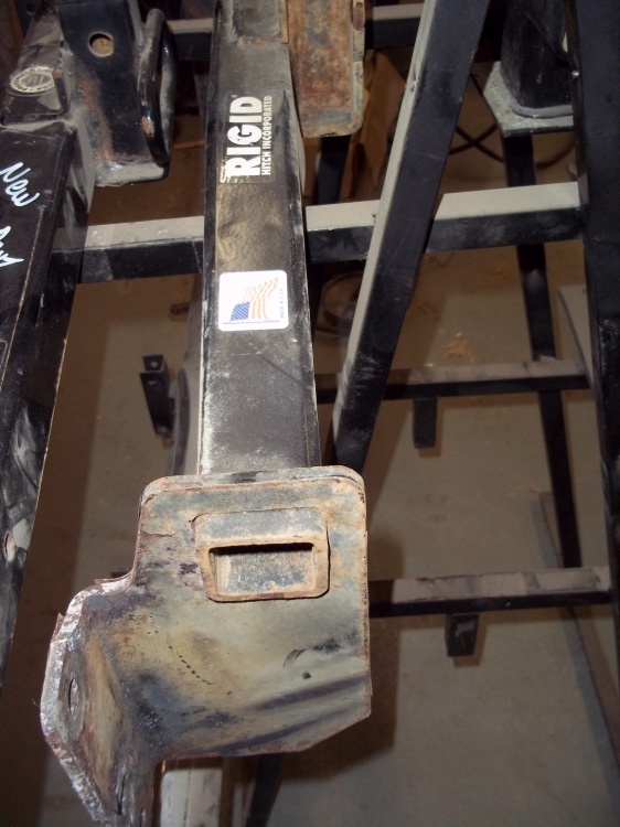 lot 92 image: Used  Hitch for 2006 Chevy Uplander with 2 Ball