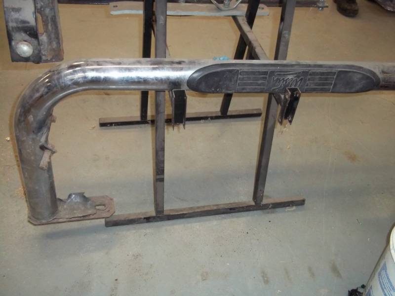 lot 94 image: Hitch Stand with Western Running Board
