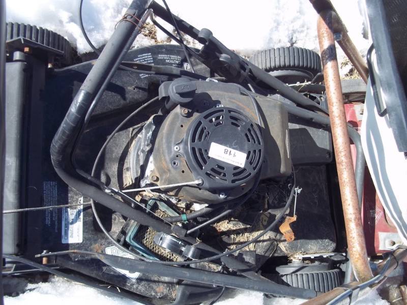 lot 118 image: Push Mower for parts or repair