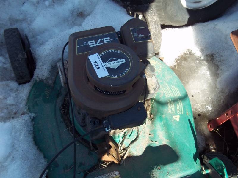 lot 124 image: Push Mower for parts or repair