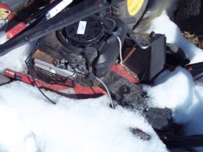 lot 137 image: Push Mower for parts or repair